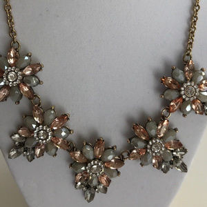 GATSBY CITRON OPEL FLOWER DROP RHINESTONE NECKLACE